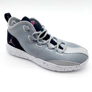 Jordan Reveal Wolf Grey Vivid Pink Black